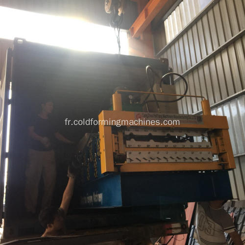 Machine à double couche pour panneau de toiture en métal galvanisé